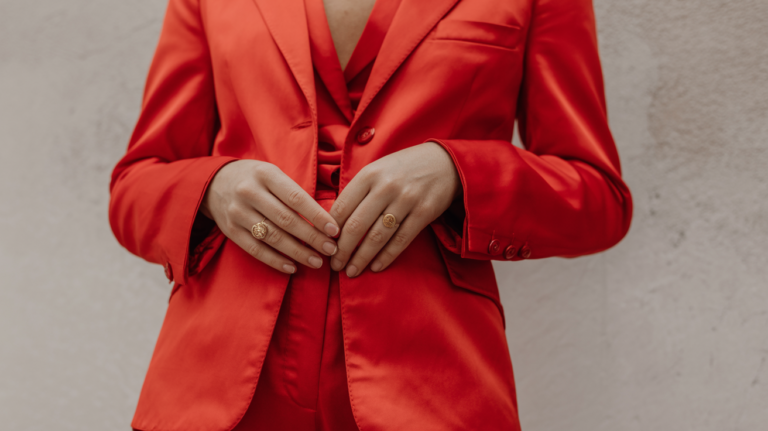 19 Elegant Valentine Outfit Ideas To Slay The Night