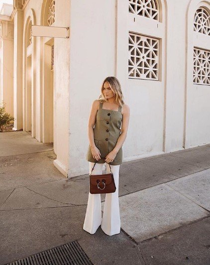 classy-summer-outfits-258244-1526935733285-main